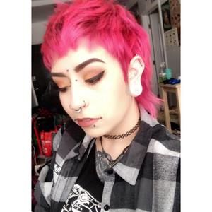 Meet your Posher, Cassi